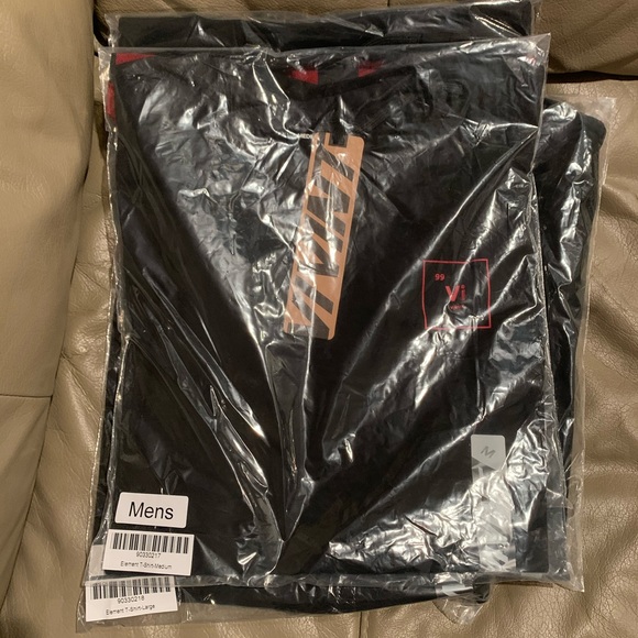 Vivint T Shirt NWT - Picture 4 of 4